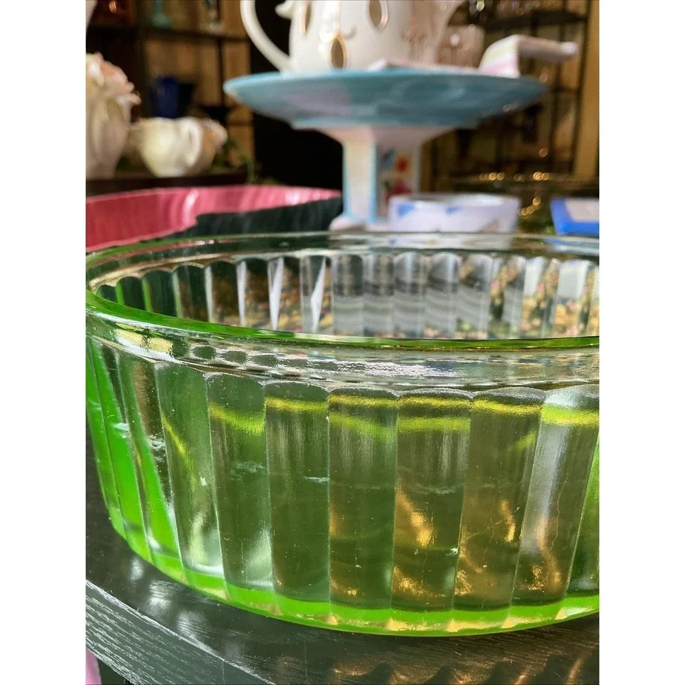Vintage Uranium Glass Oval Ribbed Refrigerator Dish 7x5.25x2.5